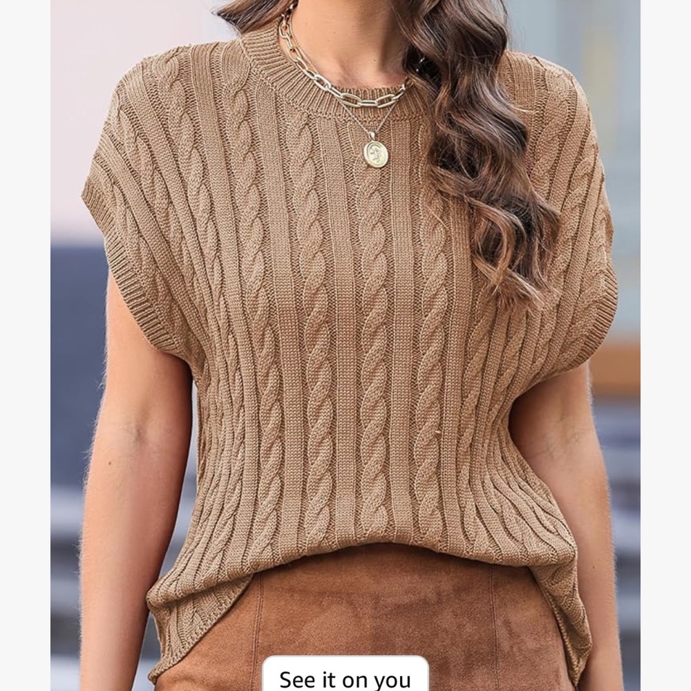 EVALESS Women's Sleeveless Cable Knit Sweaters Vests
Lightweight Summer Crewneck
